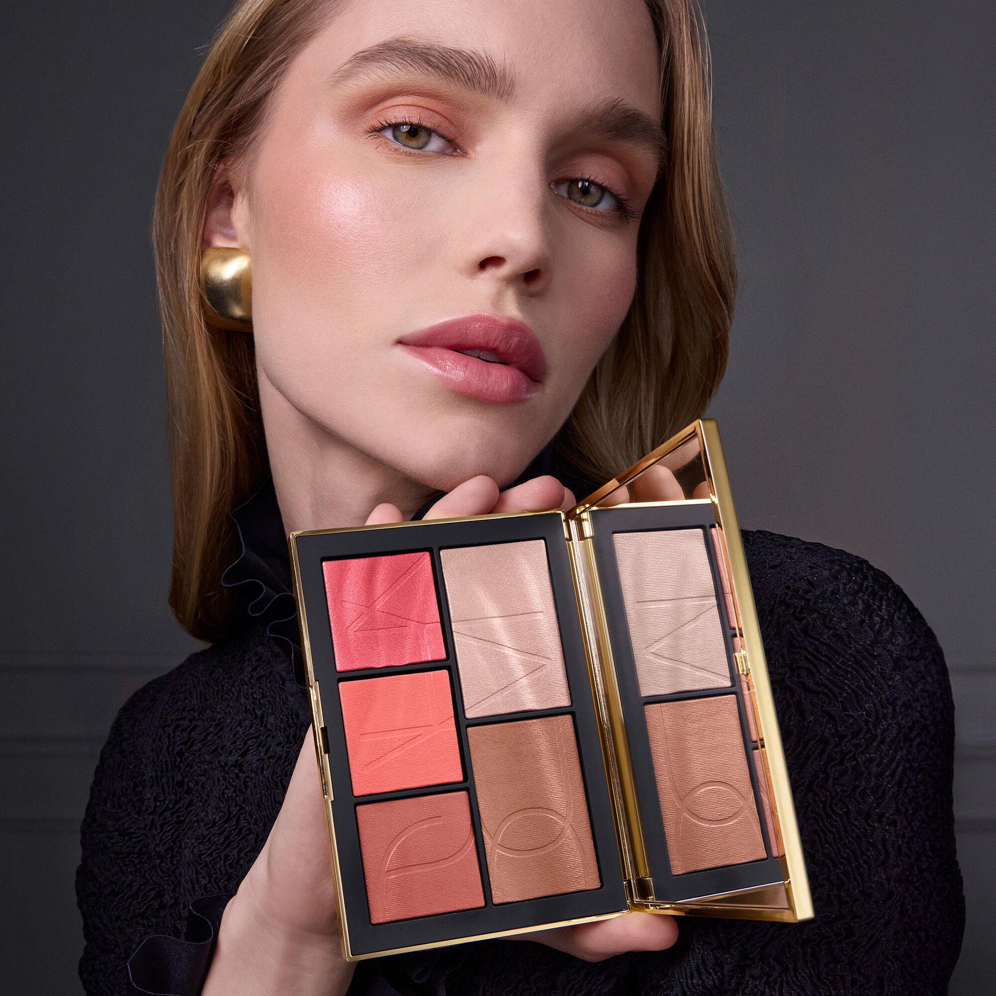 NARS ピュアラグジュアリー ライトリフレクティング チーク ＆ アイパレット | NARS Cosmetics