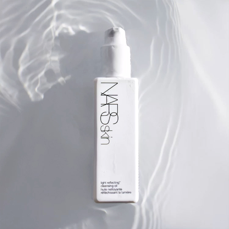 ライトリフレクティングコレクション | NARS Cosmetics