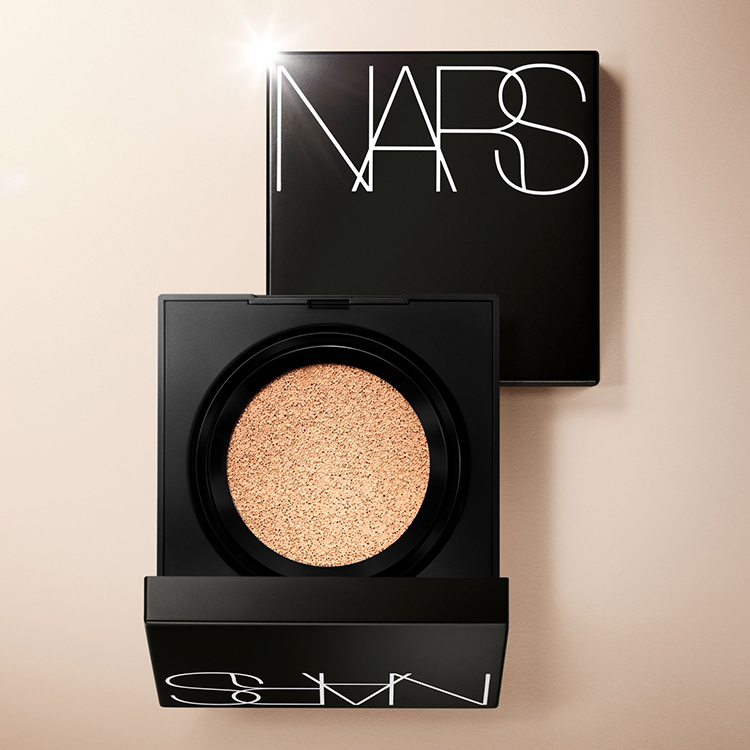 NARS ナチュラルラディアント　ロングウェア　クッションファンデーション